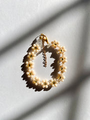 Creamy Blossom Beaded Bracelet